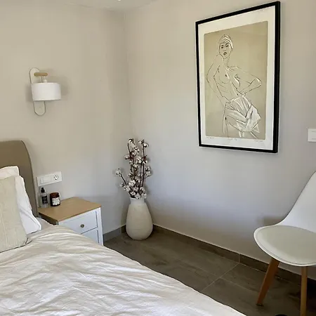 아파트 3-bedroom Countryside Retreat *