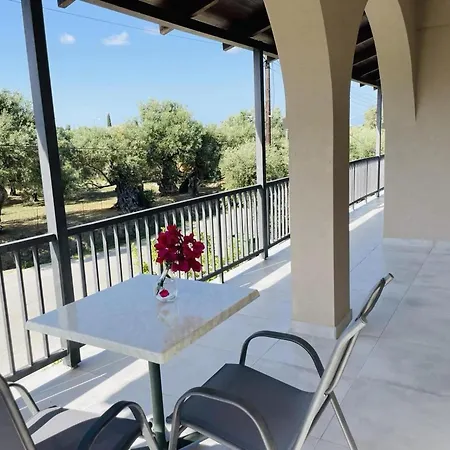3-bedroom Countryside Retreat 아파트 *